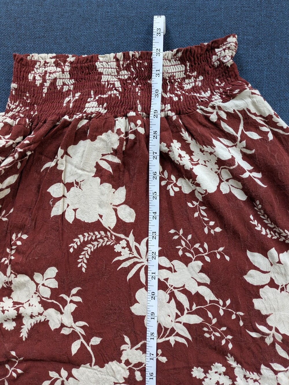 Sozy Mia Midi Skirt Burgundy Cream Floral Pattern Smocked Waist Pockets - Picture 13 of 13